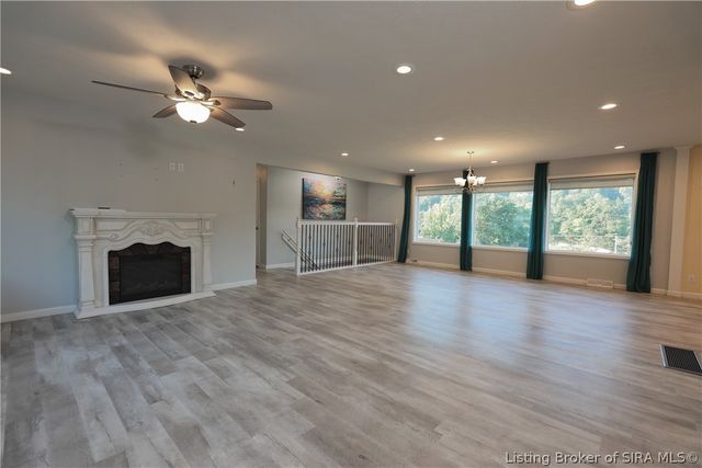 4630 Lakeview Drive, Floyds Knobs, IN 47119