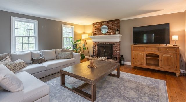 31 Maple, Plympton, MA 02367