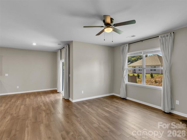 61 Woodvale Drive, Waynesville, NC 28786