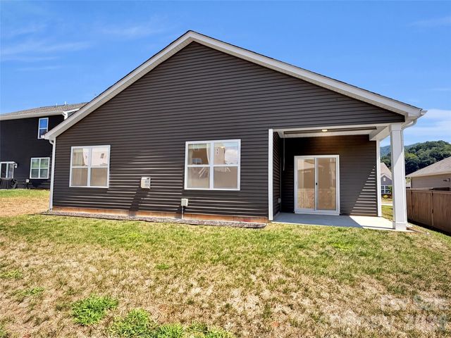 61 Woodvale Drive, Waynesville, NC 28786