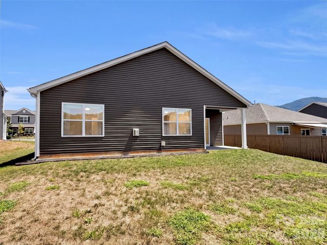 61 Woodvale Drive, Waynesville, NC 28786