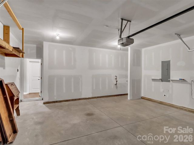 61 Woodvale Drive, Waynesville, NC 28786