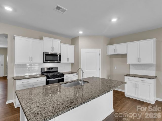 61 Woodvale Drive, Waynesville, NC 28786