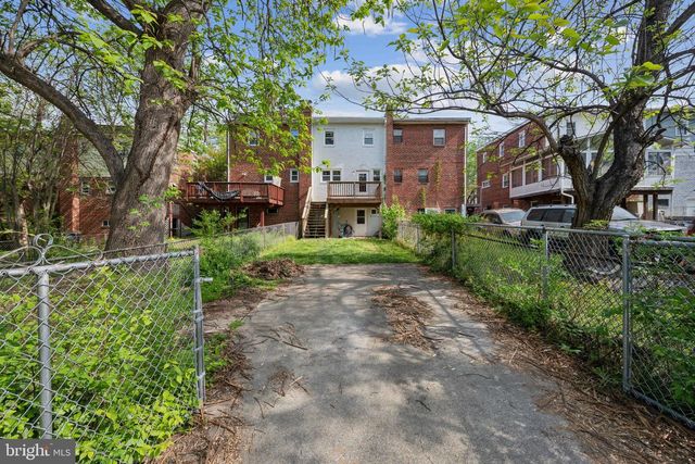 5721 BLAINE ST NE, Washington, DC 20019