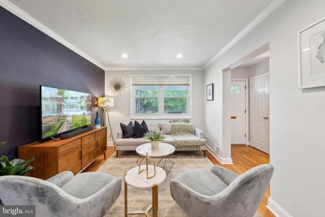 5721 BLAINE ST NE, Washington, DC 20019