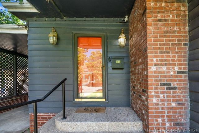 1619 S Carson Avenue, Tulsa, OK 74119