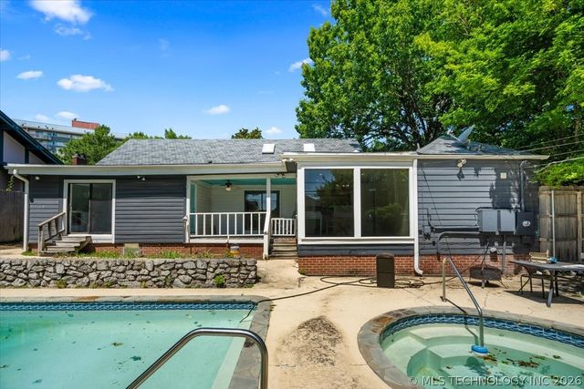 1619 S Carson Avenue, Tulsa, OK 74119