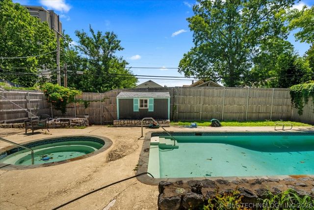 1619 S Carson Avenue, Tulsa, OK 74119