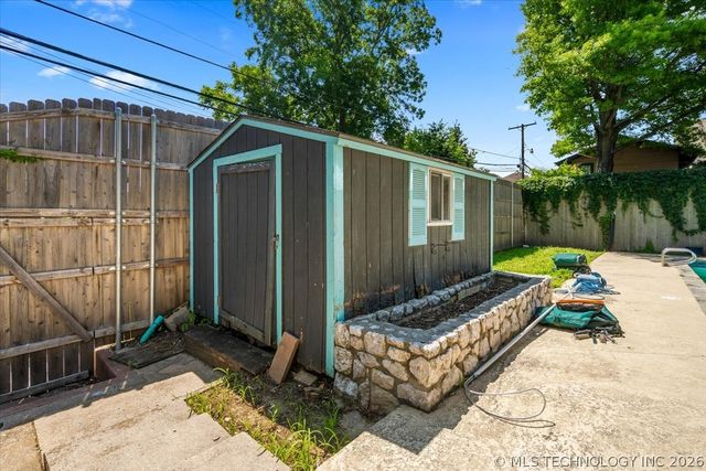 1619 S Carson Avenue, Tulsa, OK 74119