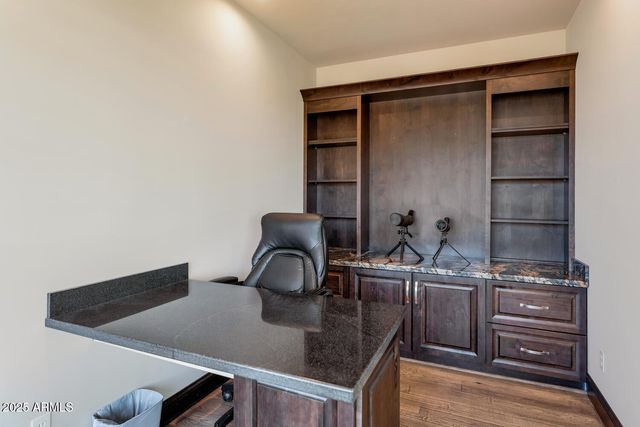 5800 E Glen Drive, Paradise Valley, AZ 85253