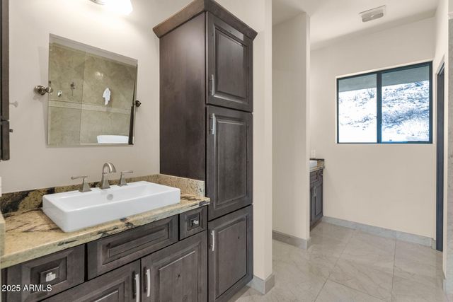 5800 E Glen Drive, Paradise Valley, AZ 85253