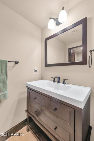 5800 E Glen Drive, Paradise Valley, AZ 85253