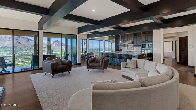 5800 E Glen Drive, Paradise Valley, AZ 85253