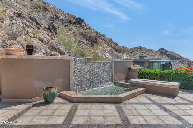 5800 E Glen Drive, Paradise Valley, AZ 85253