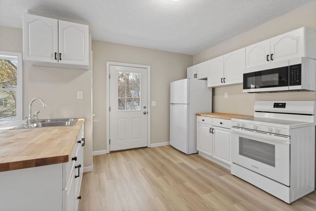 222 Milton Road, Rochester, NH 03868