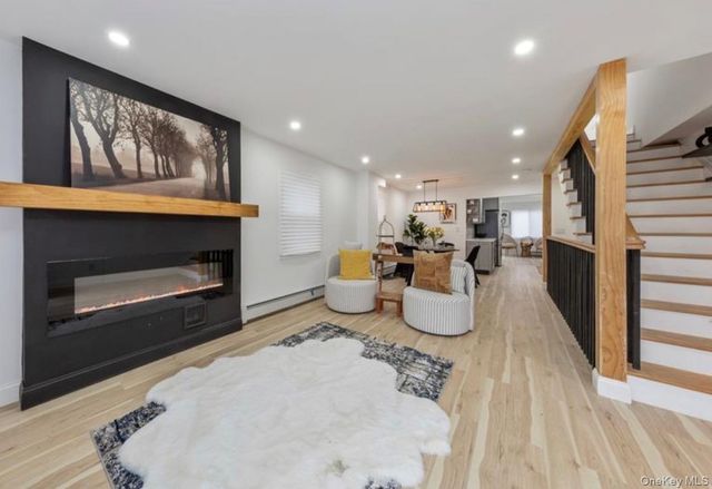 136-18 221st Street, Laurelton, NY 11413