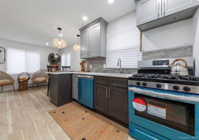 136-18 221st Street, Laurelton, NY 11413