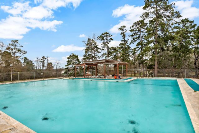 000 Dove Island, Livingston, TX 77351