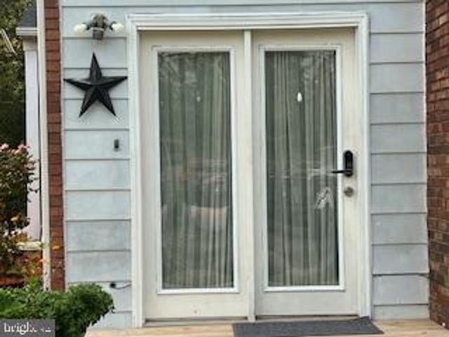 11064 DEMARR RD, White Plains, MD 20695