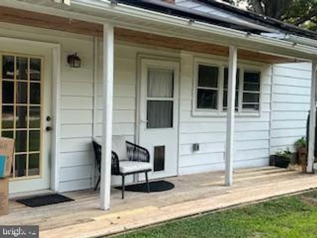 11064 DEMARR RD, White Plains, MD 20695