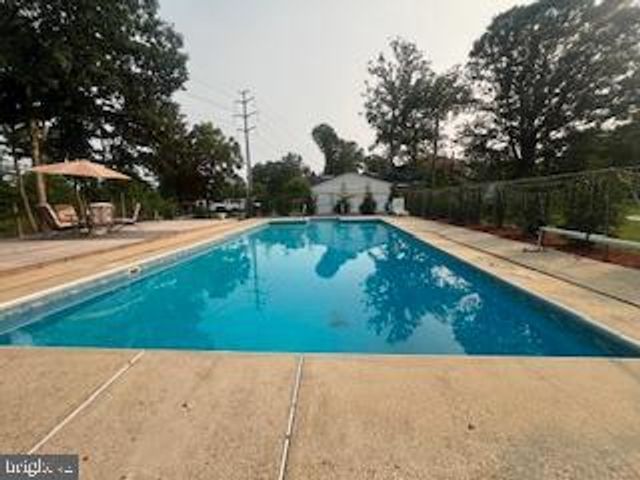 11064 DEMARR RD, White Plains, MD 20695