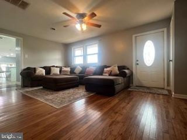 11064 DEMARR RD, White Plains, MD 20695