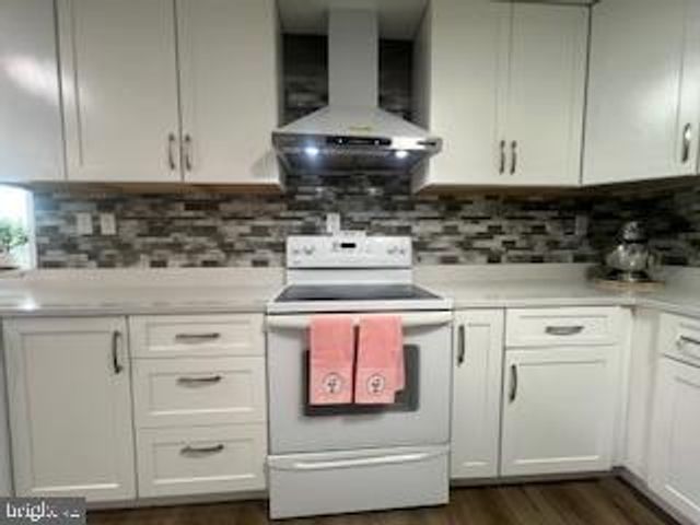 11064 DEMARR RD, White Plains, MD 20695