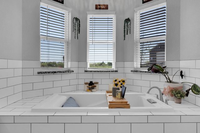 12231 FM 157, Maypearl, TX 76064