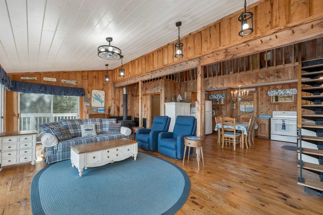 878 Rattlesnake Island, Alton, NH 03810