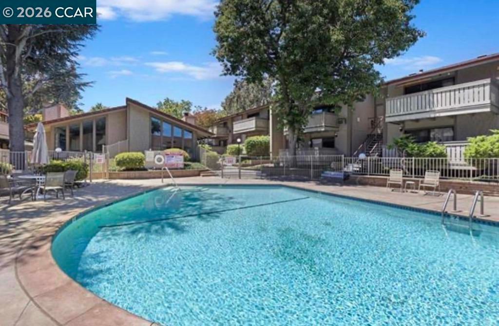Image 17 of property listing at 100 Kinross Dr 30, Walnut Creek, CA 94598