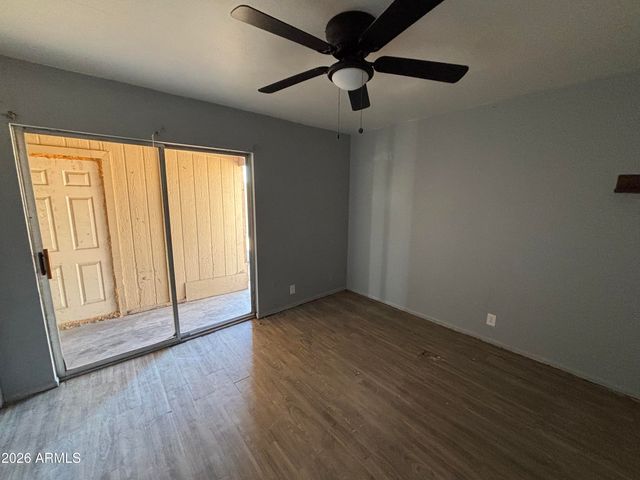 1018 W ENID Avenue, Mesa, AZ 85210