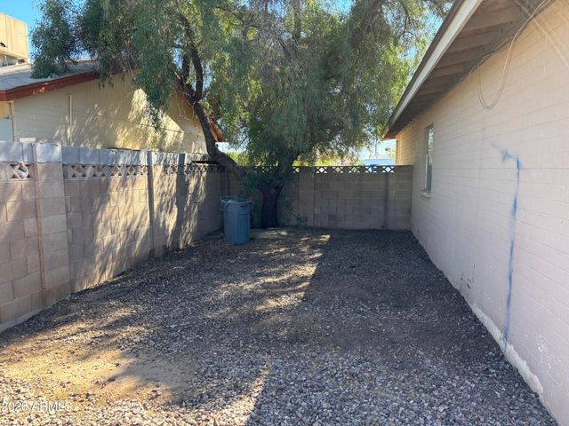 1018 W ENID Avenue, Mesa, AZ 85210