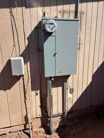 1018 W ENID Avenue, Mesa, AZ 85210