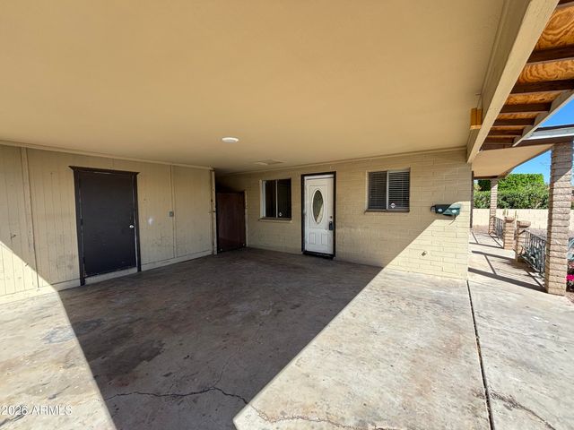 1018 W ENID Avenue, Mesa, AZ 85210