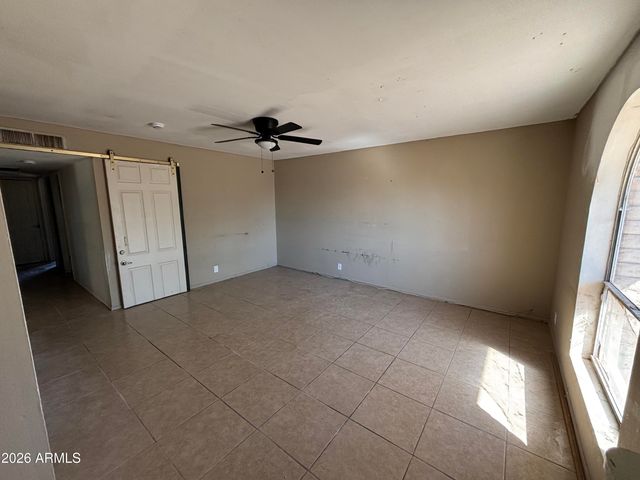 1018 W ENID Avenue, Mesa, AZ 85210