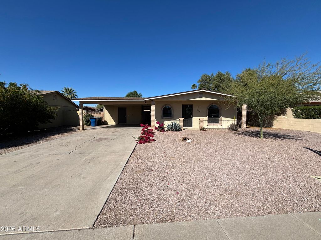 1018 W ENID Avenue, Mesa, AZ 85210
