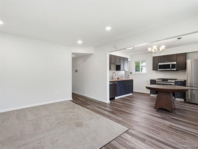 27729 Shiawassee Road, Farmington Hills, MI 48336