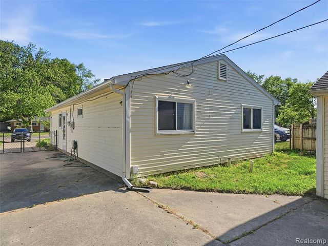 27729 Shiawassee Road, Farmington Hills, MI 48336