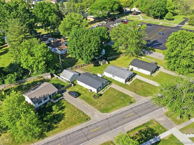 27729 Shiawassee Road, Farmington Hills, MI 48336