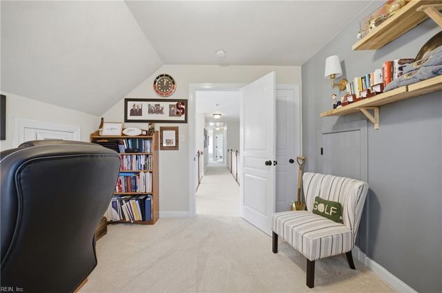 809 Falls Creek DR, Chesapeake, VA 23322