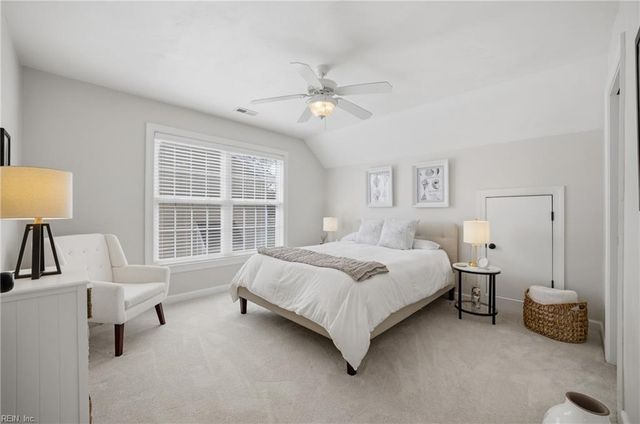 809 Falls Creek DR, Chesapeake, VA 23322