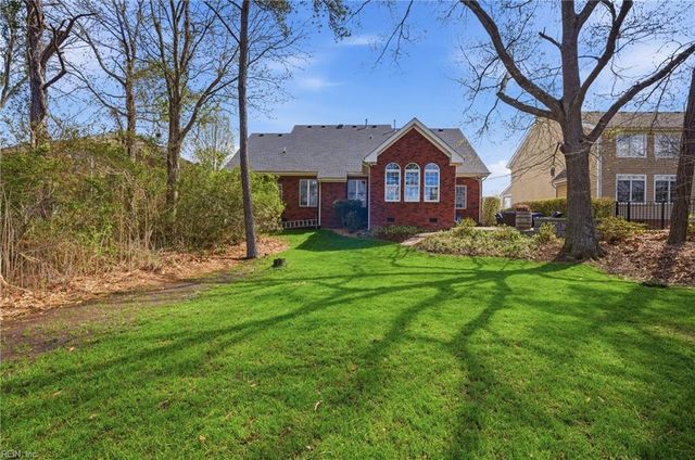 809 Falls Creek DR, Chesapeake, VA 23322