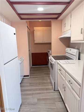 8140 Independence Drive B, Mentor, OH 44060