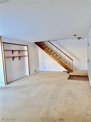 8140 Independence Drive B, Mentor, OH 44060