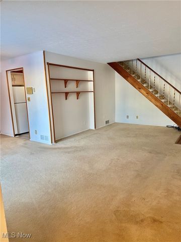 8140 Independence Drive B, Mentor, OH 44060