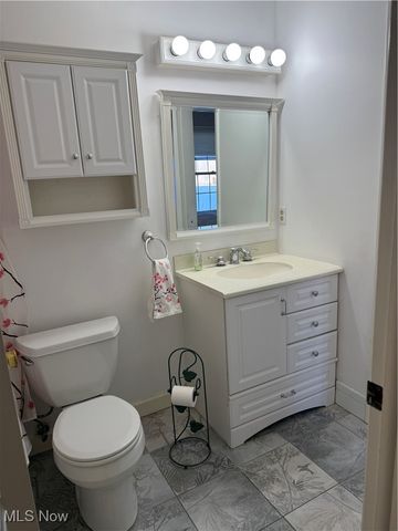 8140 Independence Drive B, Mentor, OH 44060