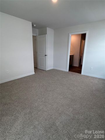 1423 Mammoth Road, Hickory, NC 28692