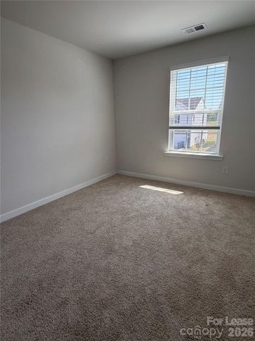 1423 Mammoth Road, Hickory, NC 28692