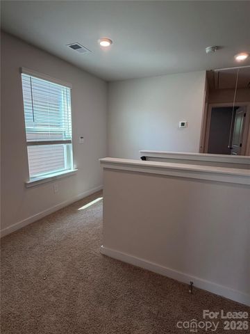 1423 Mammoth Road, Hickory, NC 28692