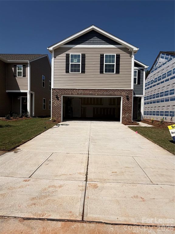 1423 Mammoth Road, Hickory, NC 28692